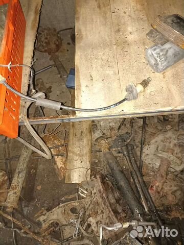 Тросик газа Mercedes W124