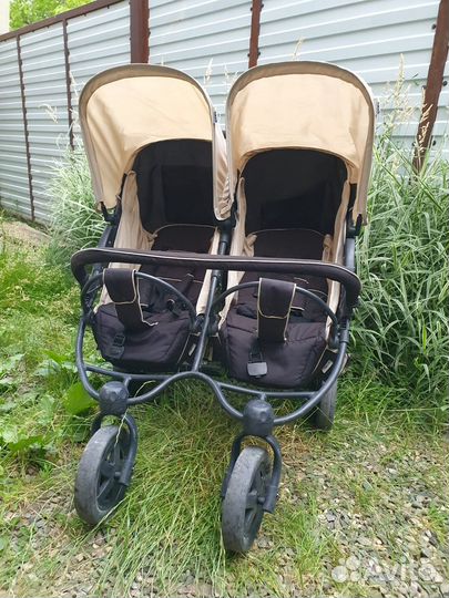 Коляска для двойни