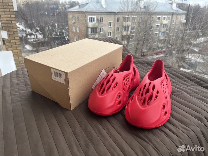 Adidas Yeezy Foam Runner “Vermillion”