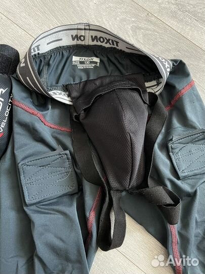 Хоккейная защитная экипировка