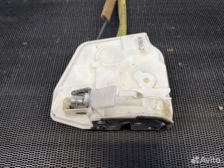 Замок двери задний левый Mazda Cx-5 KE 2011-2017