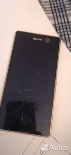 Телефон Sony m5