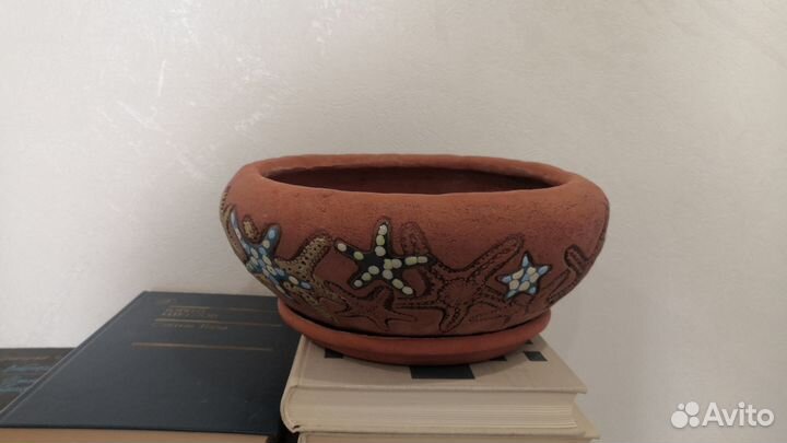 Глиняное кашпо с поддоном для цветов