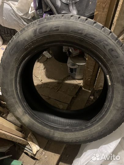 Pirelli Ice Zero 185/60 R15