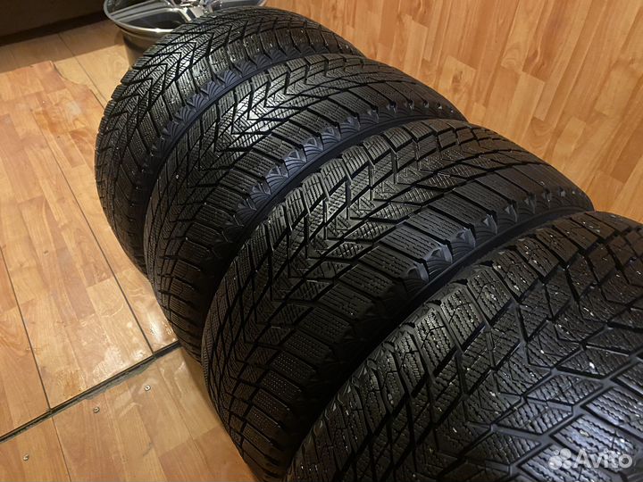 Nexen Winguard Ice Plus 195/50 R15