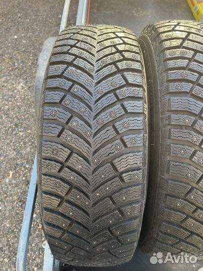 Michelin X-Ice North 4 215/60 R17 100T