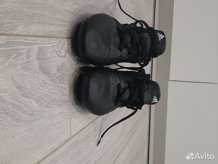 Хорошие футбольные кожаные бутсы адидас копа