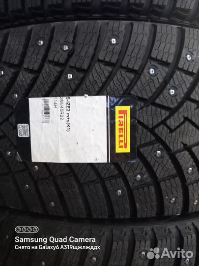 Pirelli Scorpion Ice Zero 2 285/45 R22