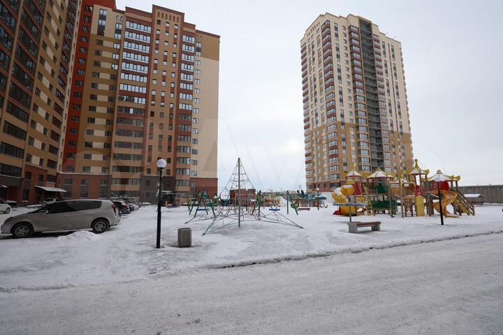 4-к. квартира, 85 м², 17/23 эт.