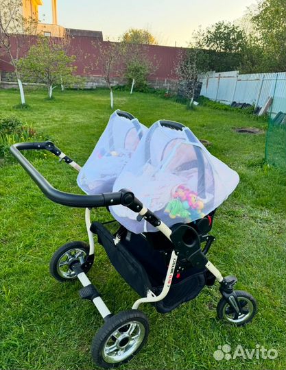 Коляска для двойни