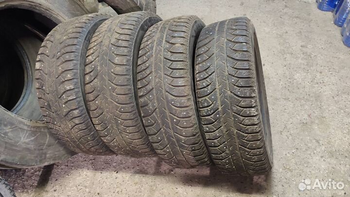 Bridgestone Ice Cruiser 7000 235/65 R17 108T