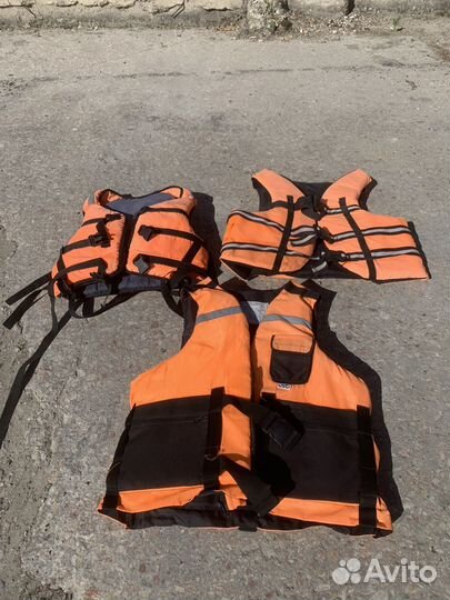 Жилеты спасательные