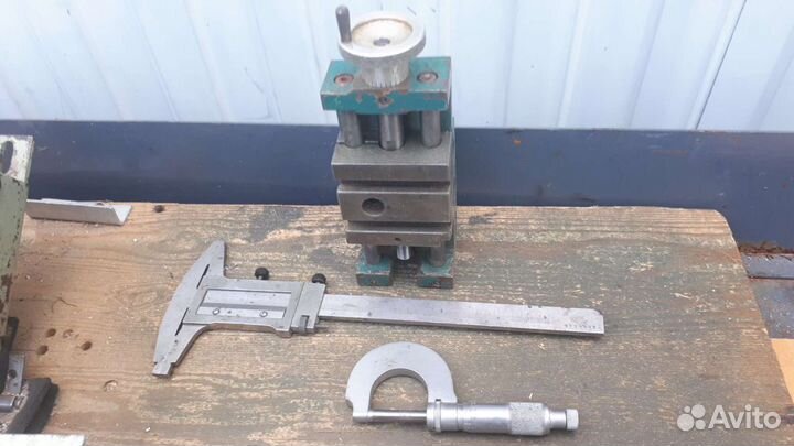 Суппорт Универсал (поперечная подача)