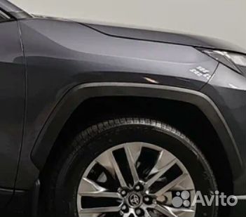 Переднее правое крыло -V Toyota RAV4