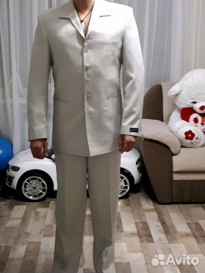 Продам мужской костюм б/у 1 раз