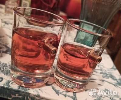 Набор рюмок с настоящей пулей 