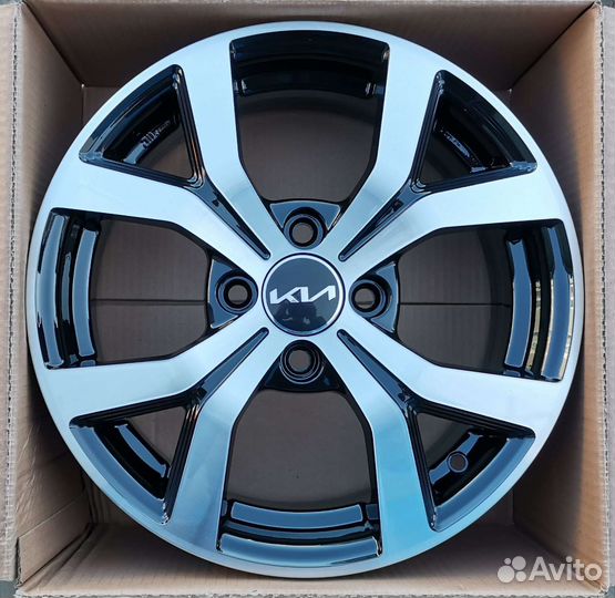 Kia Rio, Hyundai Solaris R15 новые