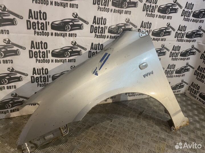 Крыло переднее левое toyota corolla 120