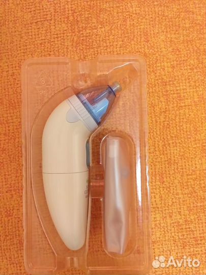 Вакумный аппарат для чистки лица