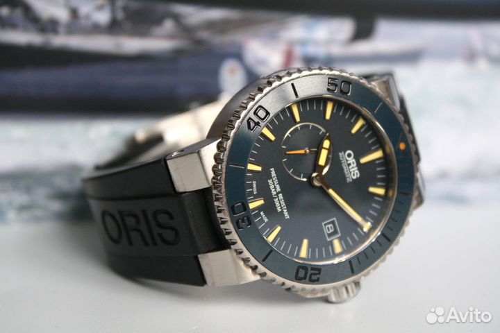 Oris Aquis Maldives Limited Edition 643 7654 7185