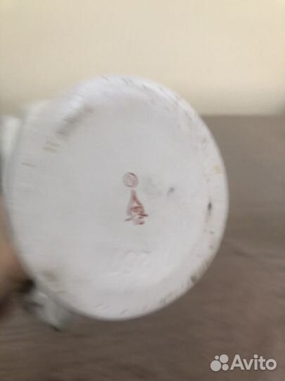 Статуэтка фарфор