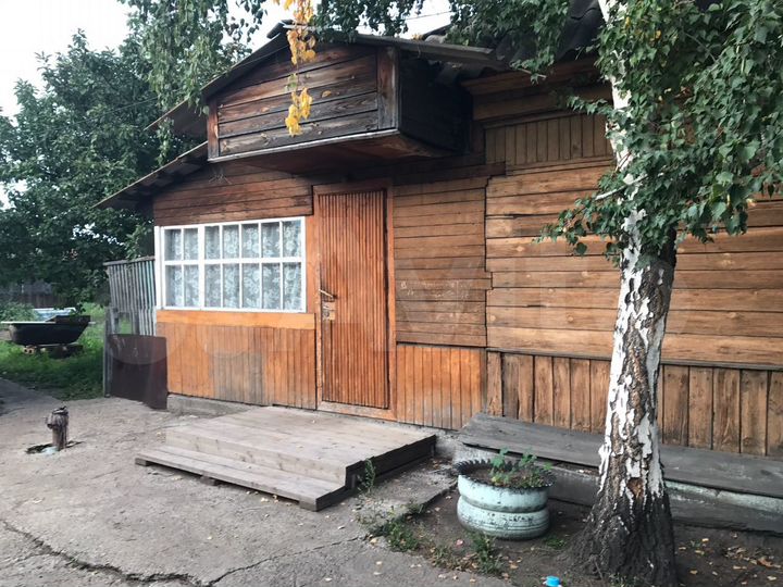 Дом 51 м² на участке 8 сот.