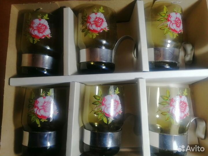 Набор стаканов с подстоканниками