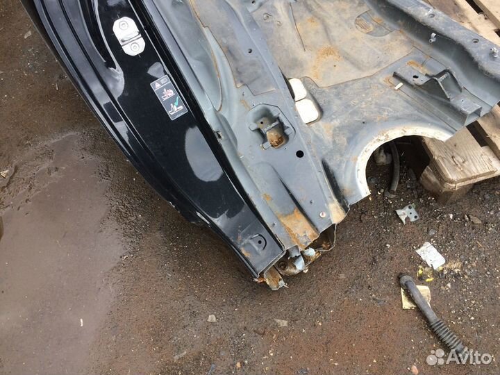 Крыло заднее Мерседес гл W164,X164