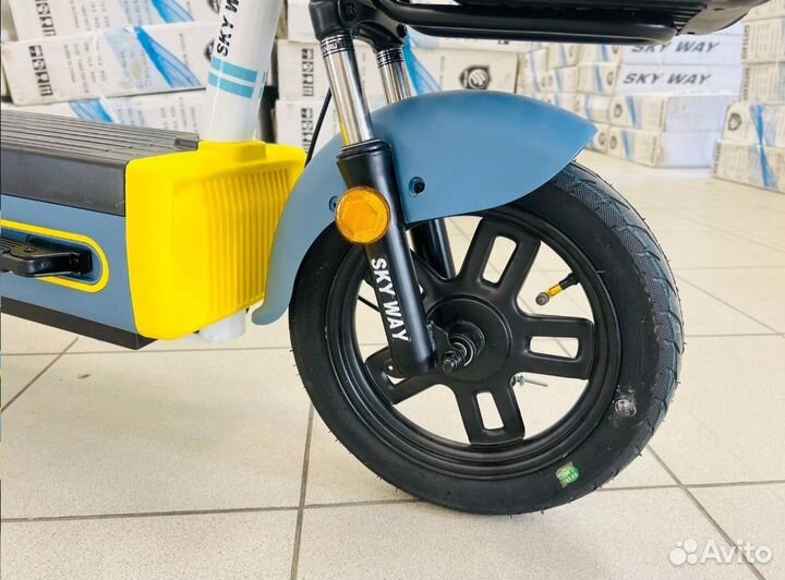 Электроскутер SKY WAY panda, шлем в подарок