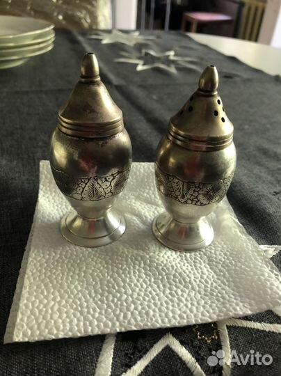 Перечница и солонка латунь Индия