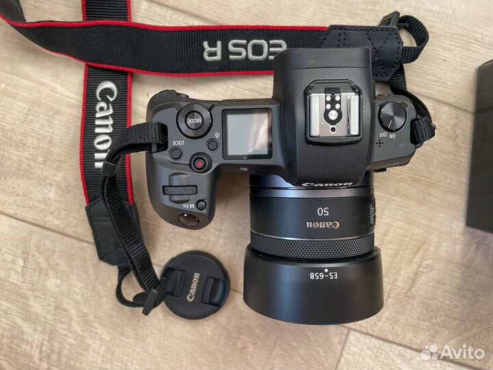 Беззеркальный фотоаппарат Canon EOS R