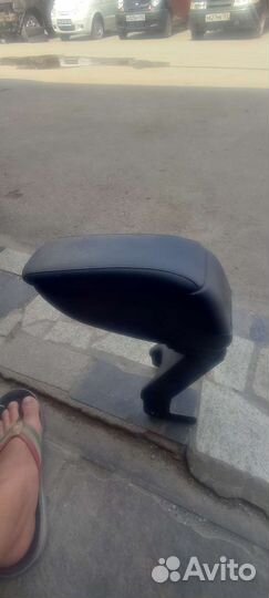 Подлокотник дастер