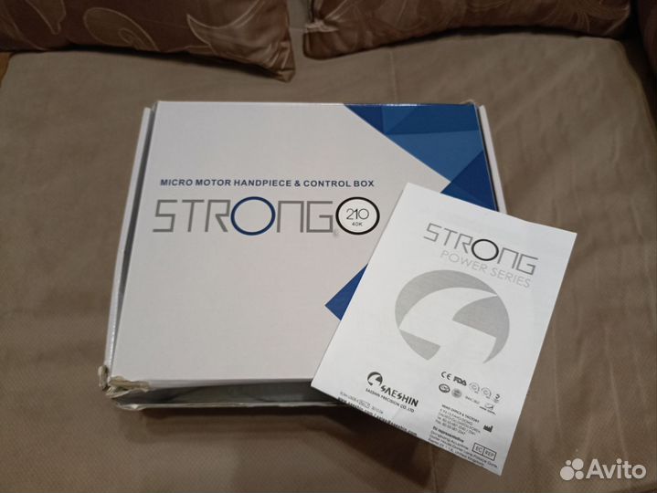 Аппарат для маникюра Strong 210/105L