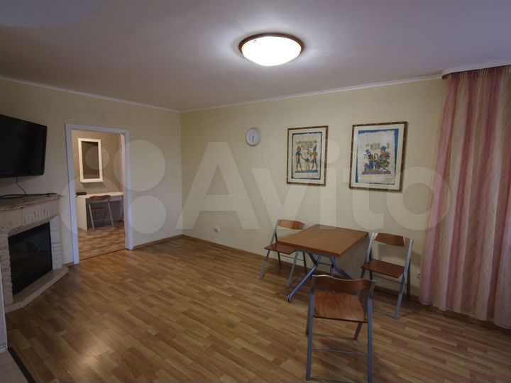 2-к. квартира, 77 м², 4/4 эт.