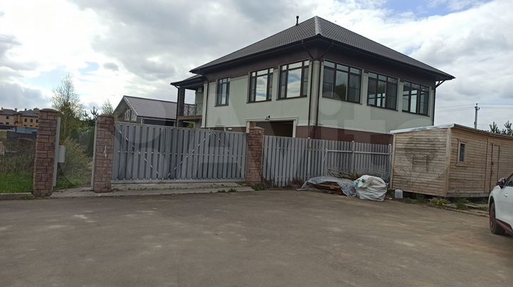 Коттедж 315,2 м² на участке 13,2 сот.