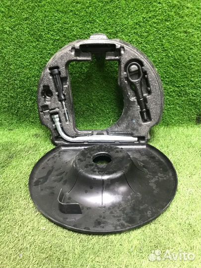 Гнездо для борт. инструмента Audi A6 C7 4G2 cgwd