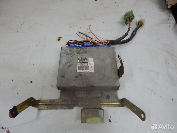 Блок управления двигателем Nissan Sunny N14