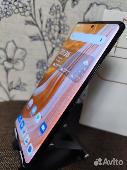 ZTE Axon 40 pro, 8/128 ГБ