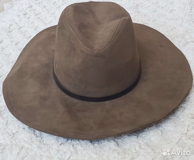 Шляпа женская Bershka