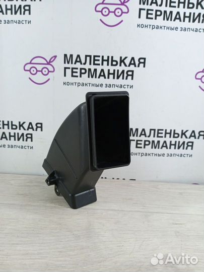 Водосток планки обтекателя (жабо) лев. низ. BMW M5