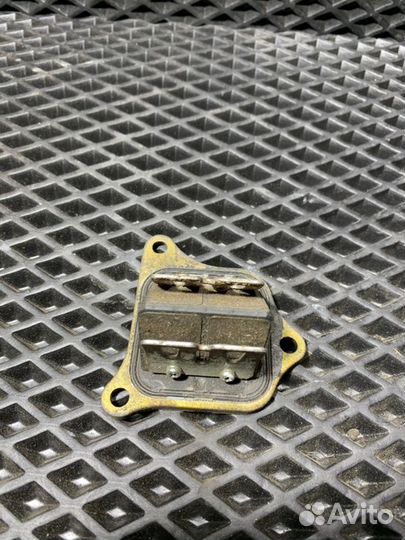 Клапан лепестковый Honda Dio 34 35 AF-34E 1996