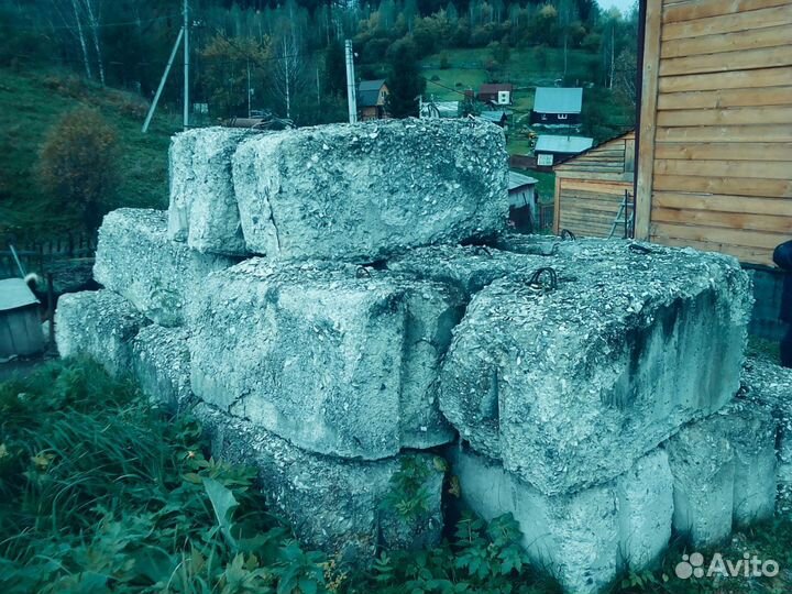 Бетонные блоки бу