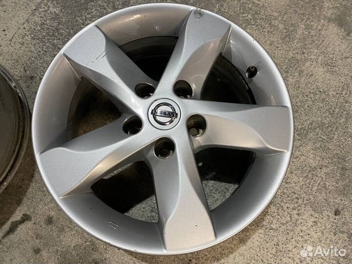 Диски литые на nissan Qashqal 5х114.3 R16