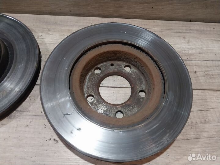 Диски тормозные передние Volkswagen Passat B5 260м