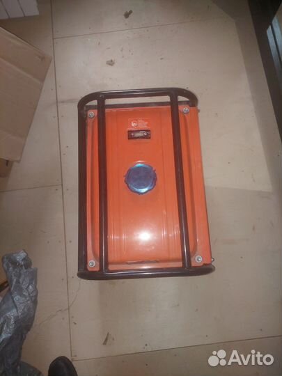 Бензиновый генератор