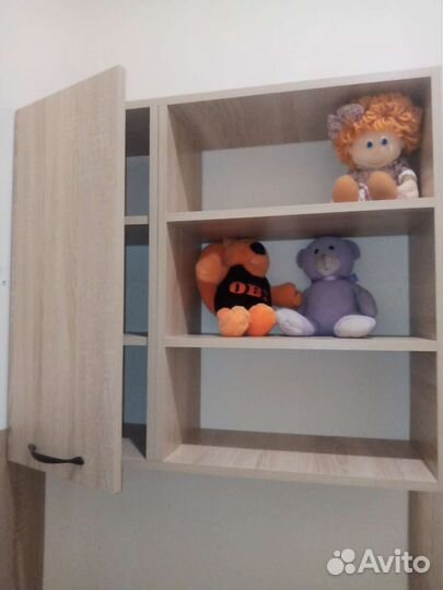 Мебель для школьника, стол+ шкаф навесной