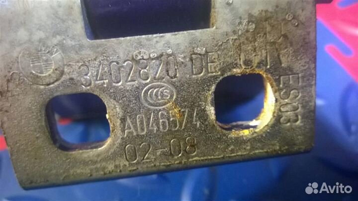 Петля двери передней правой верхняя BMW X3 E83