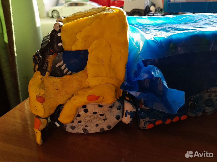 Камаз 65117 зерновоз из пластилина с прицепом