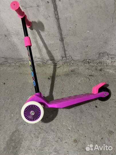 Самокат детский трехколесный