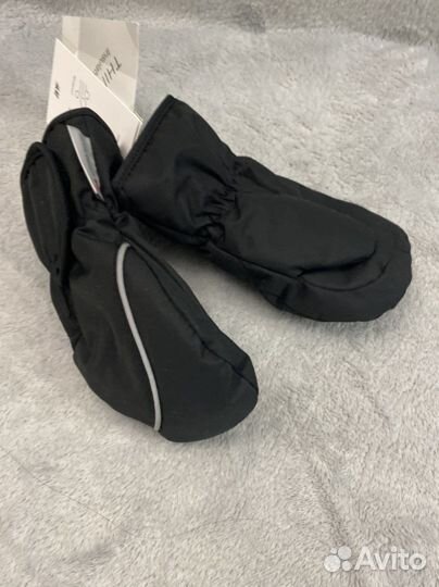 Перчатки детские непромокаемые hm